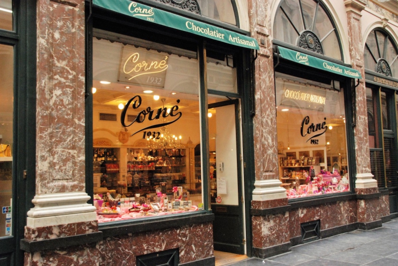 patisserie-NICE-min_chocolate_chocolaterie_shop_luxury_chic_gallery_brussels_belgium-558146